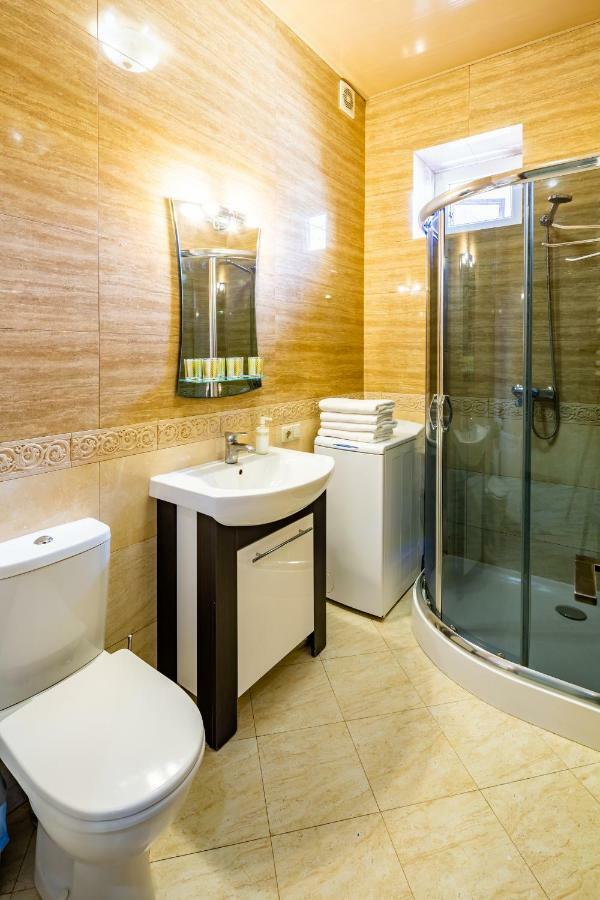 Alfa Apartments Kniazia Romana 11 Lviv Exteriör bild