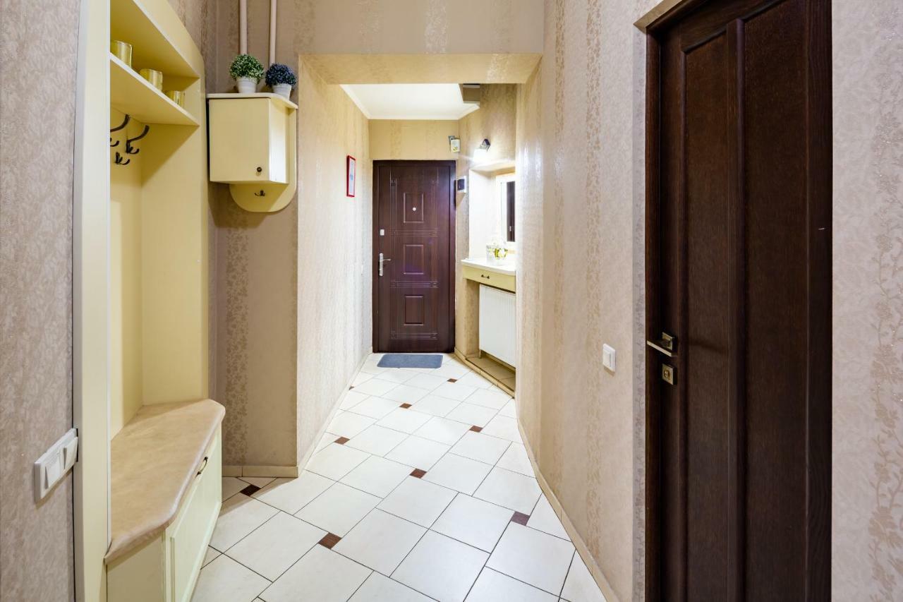 Alfa Apartments Kniazia Romana 11 Lviv Exteriör bild