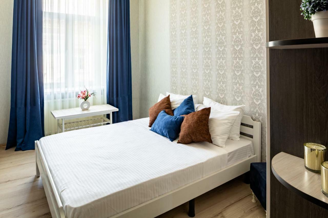 Alfa Apartments Kniazia Romana 11 Lviv Exteriör bild