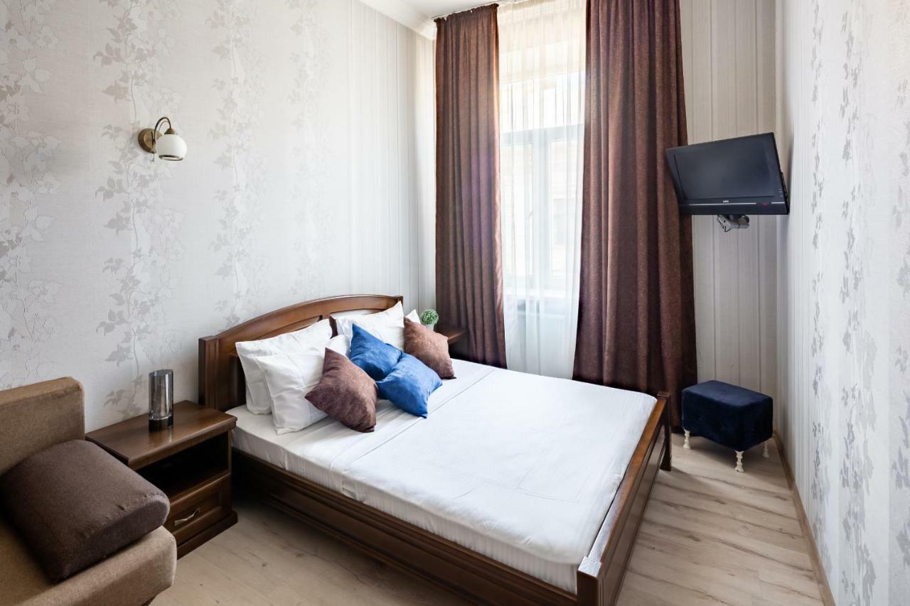 Alfa Apartments Kniazia Romana 11 Lviv Exteriör bild