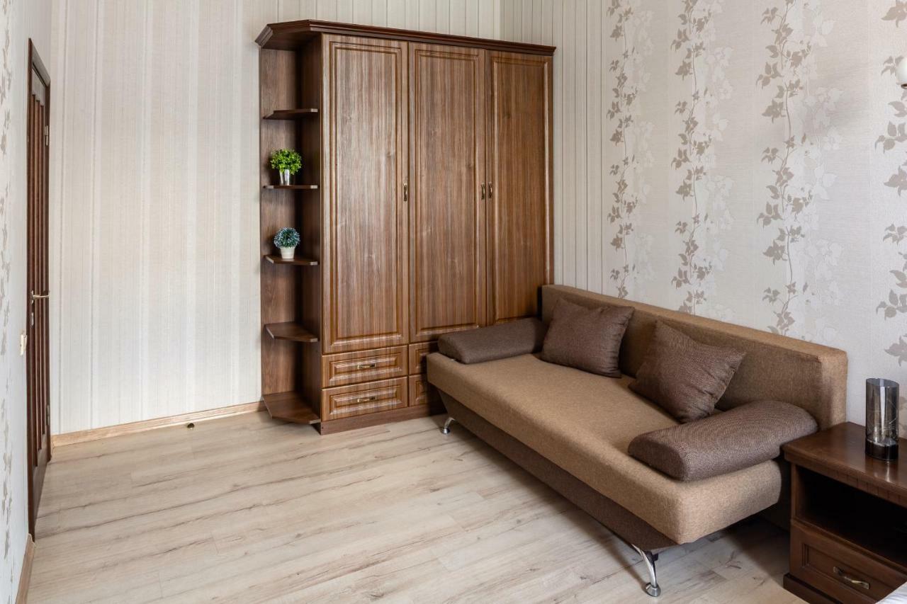 Alfa Apartments Kniazia Romana 11 Lviv Exteriör bild